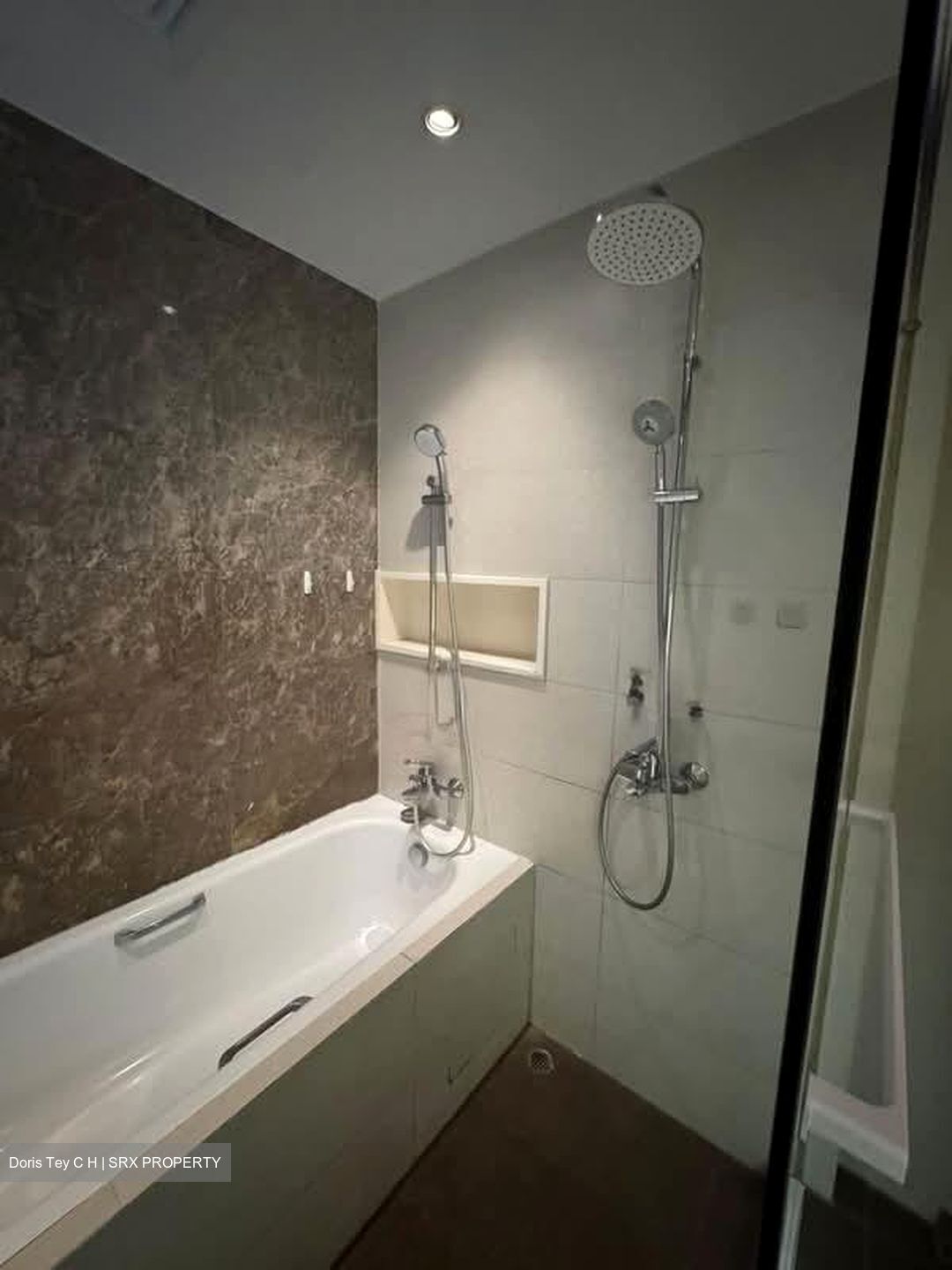 City Square Residences (D8), Condominium #583935801
